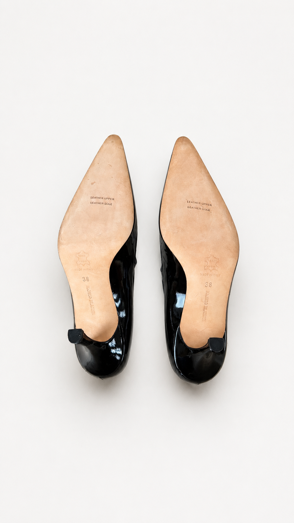 Manolo Blahnik Iconic Black Patent Leather Mary Jane Heels (38 IT)