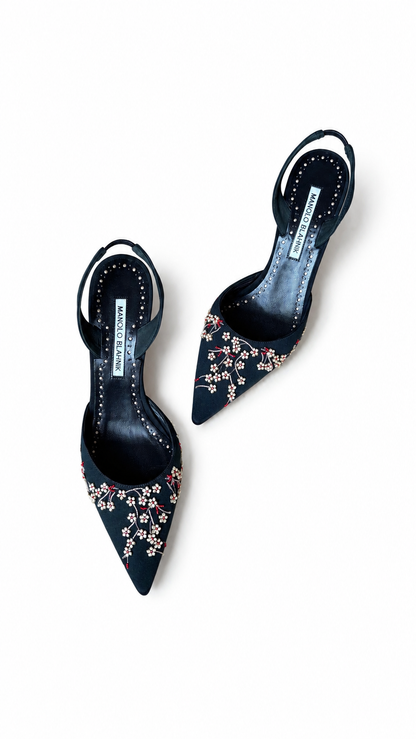 Manolo Blahnik Vintage Navy Floral Slingback Heels (36 IT)