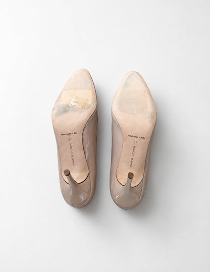 Manolo Blahnik Iconic Beige Patent Leather Mary Jane Heels (37 IT)